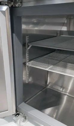 Coreco Kühltisch US Range 1200 - 2/0
