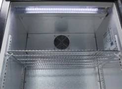 Gastro-Cool Barkühlschrank 128 Liter schwarz, LED, unterbaufähig