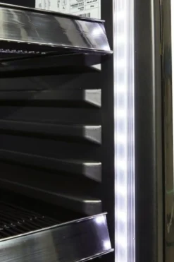 Gastro-Cool DC400 Getränkekühlschrank ECO STAR 400 Liter mit Werbedisplay schwarz/weiß, LED, super sparsam