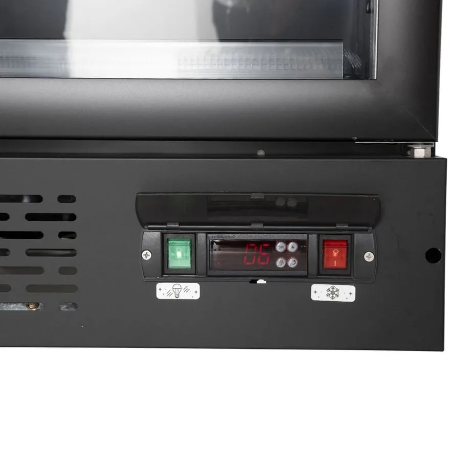 Gastro-Cool GD2200 Getränkekühlschrank 2218 Liter mit 4 Klapptüren, LED Beleuchtung, schwarz