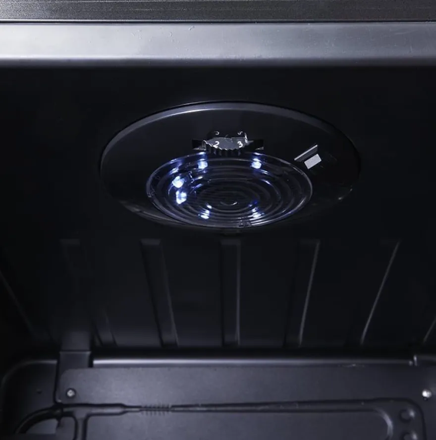 Gastro-Cool GD155 Getränkekühlschrank 130 Liter schwarz/schwarz, LED