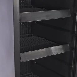 Gastro-Cool GD135 Getränkekühlschrank Retro Slim 135 Liter schwarz/schwarz, LED, Retro Design