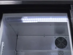 Gastro-Cool UC200 Barkühlschrank 208 Liter Schiebetüren schwarz, LED, unterbaufähig