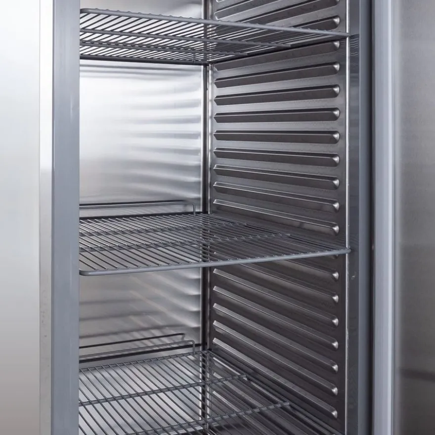 Gastro Kühlschrank PROFI 700 GN 2/1 Superior, 610 Liter Kühlraumvolumen, Made in Europe