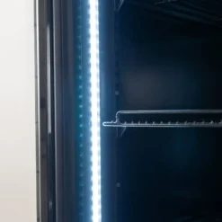 Getränkekühlschrank ECO 1500 mit Klapptüren und Leuchtaufsatz