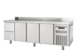 Kühltisch Profi 600 3/2 Superior mit Aufkantung