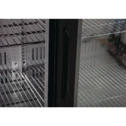 Polar G-Serie Barkühlschrank mit 2 Schiebetüren 208 Liter