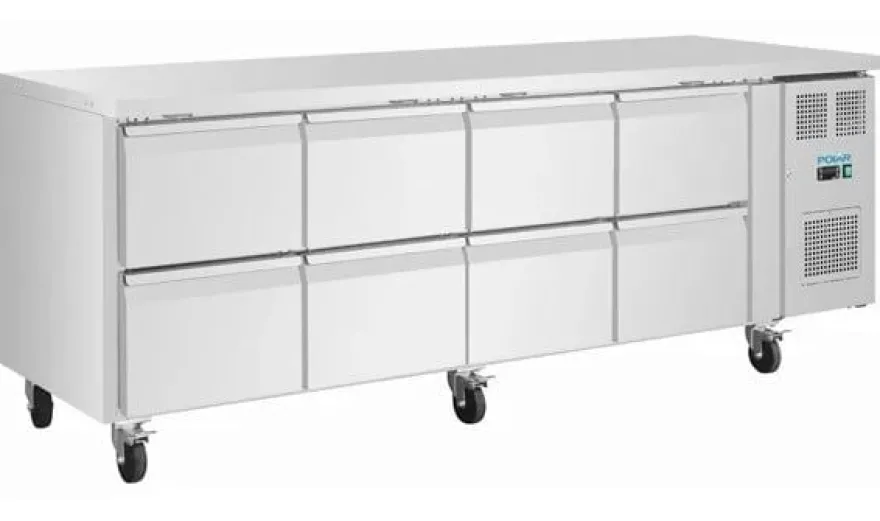 Polar U-Serie Kühltisch 8 Schubladen 616 Liter auf Rollen
