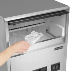 Tefcold Volleiswürfelbereiter TC26